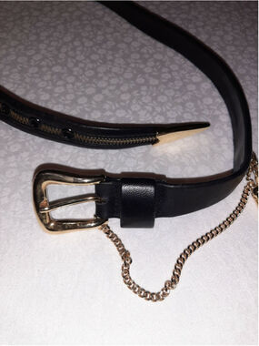 Suzi roher belt medium